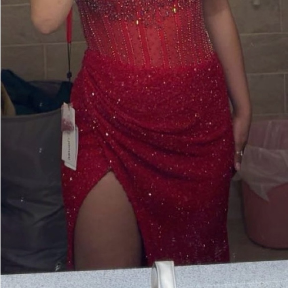Ashley Lauren prom dress size 8